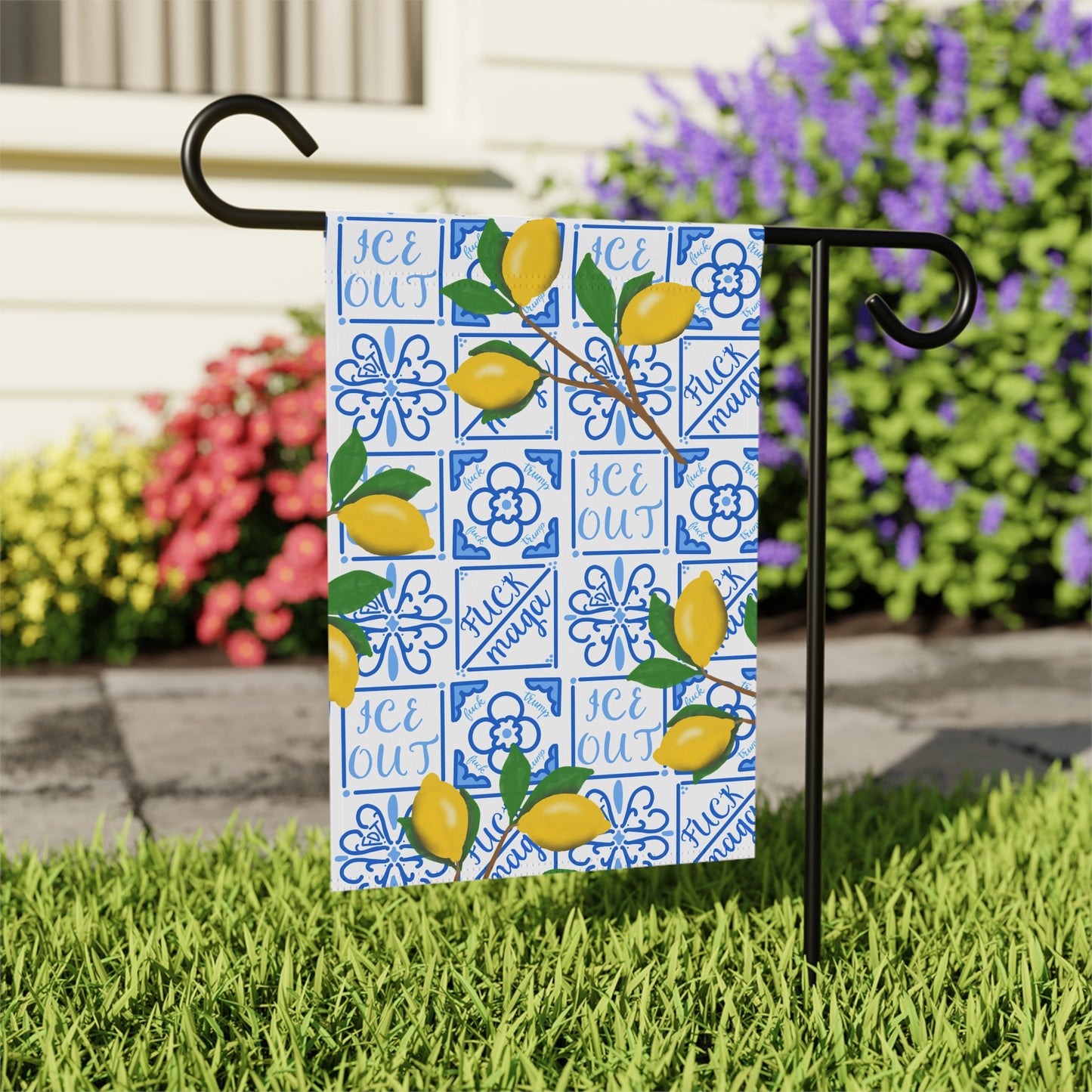 Amalfi Lemon Blue Tile Wreath Garden Flag | Mediterranean Decor House Banner