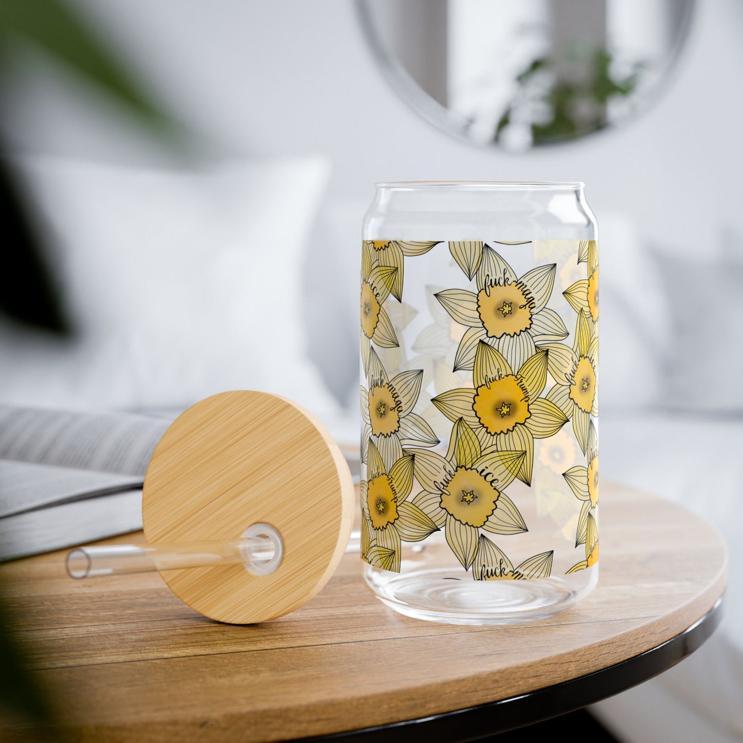 Slightly Subtle Yellow Daffodil Pattern Sipper Glass Can