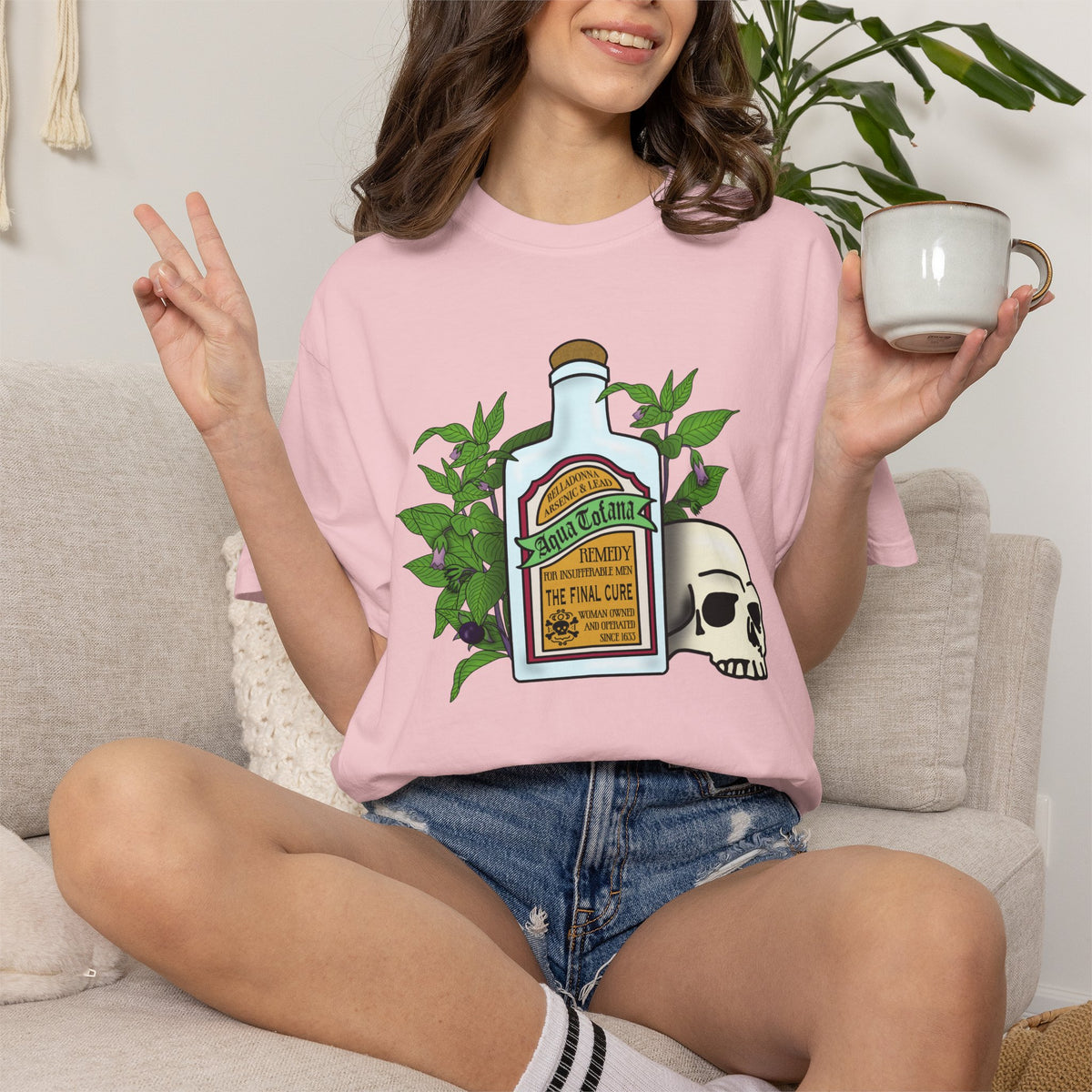 Skull & Remedy Bottle T-Shirt Aqua Tofana Vintage Apothecary Graphic Tee
