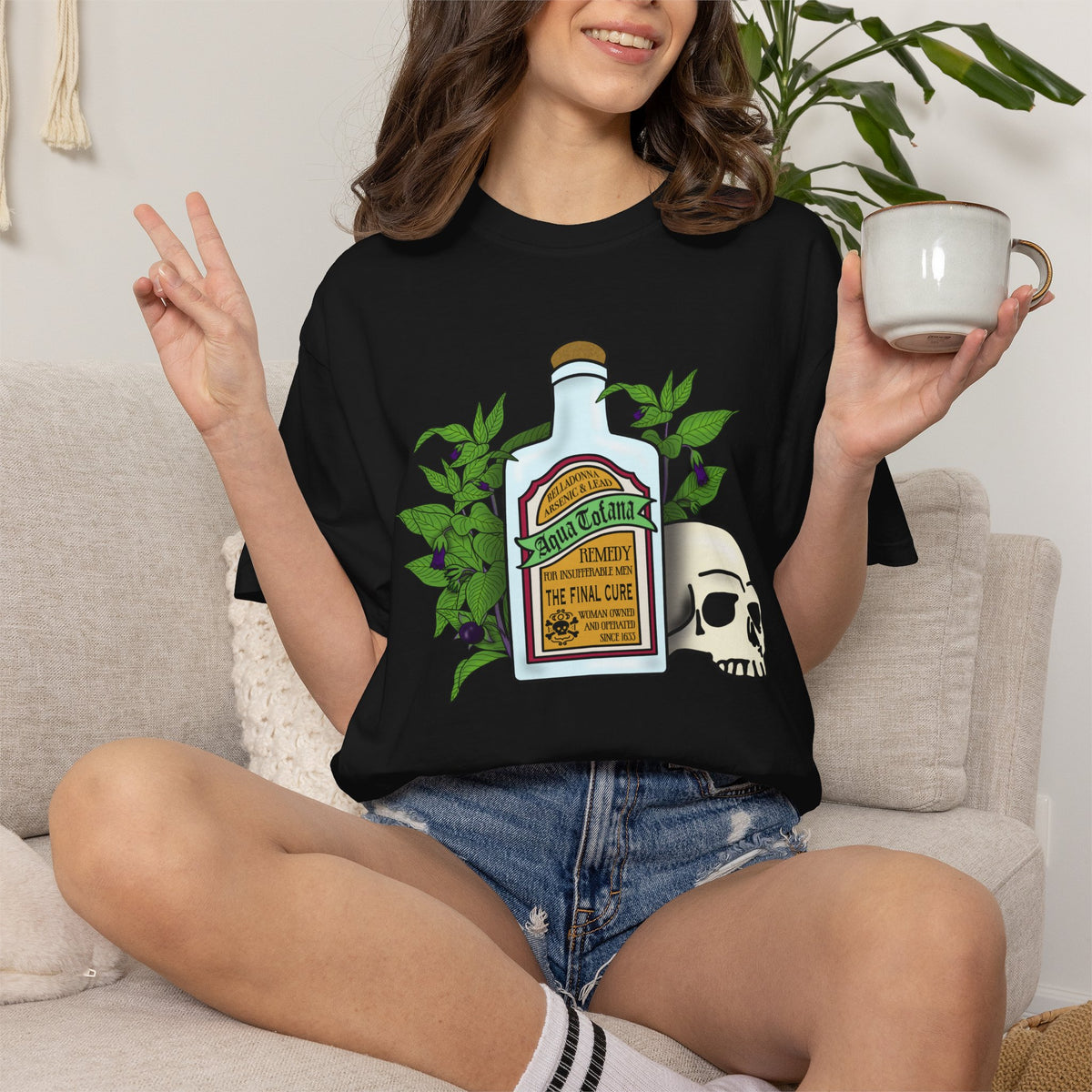 Skull & Remedy Bottle T-Shirt Aqua Tofana Vintage Apothecary Graphic Tee