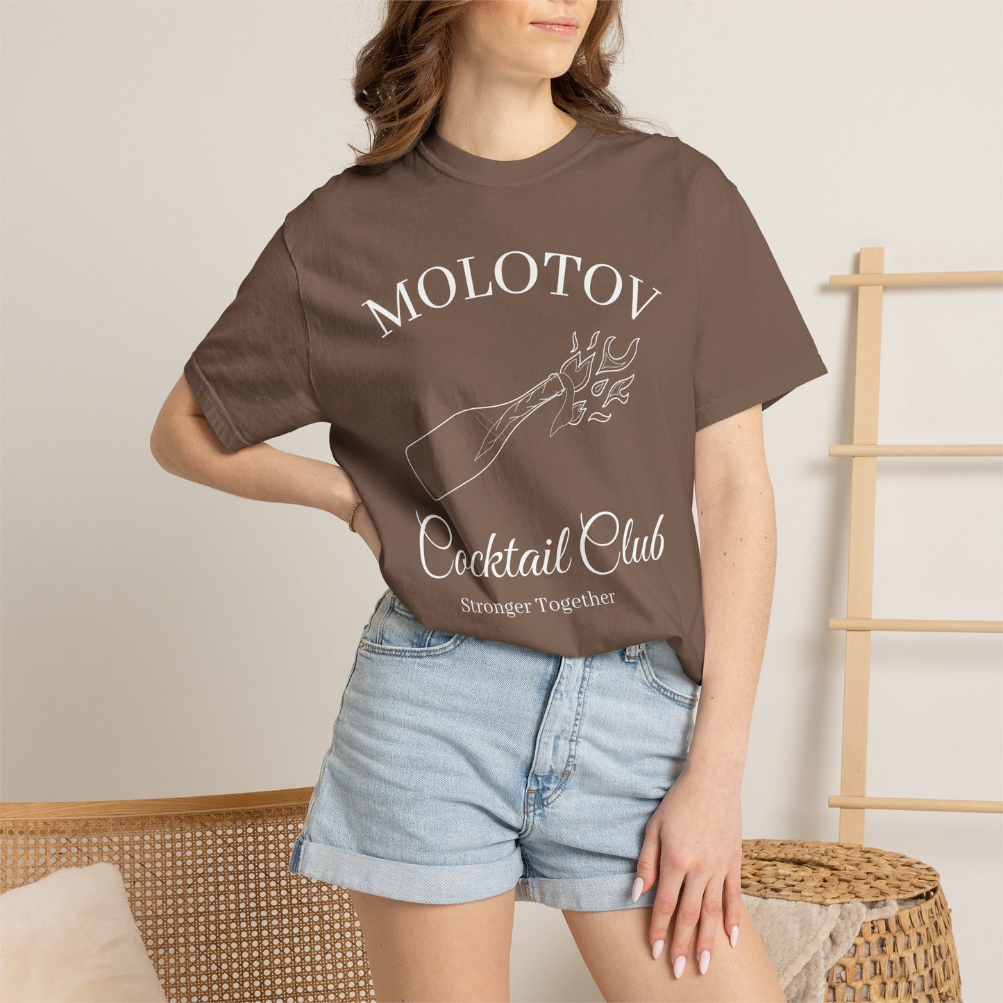 Cocktail Club T-shirt | Graphic Tee Molotov Illustration