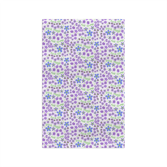 Slightly Subtle Ditsy Lilac Floral Microfiber Tea Towel | Small Country Flower Pattern
