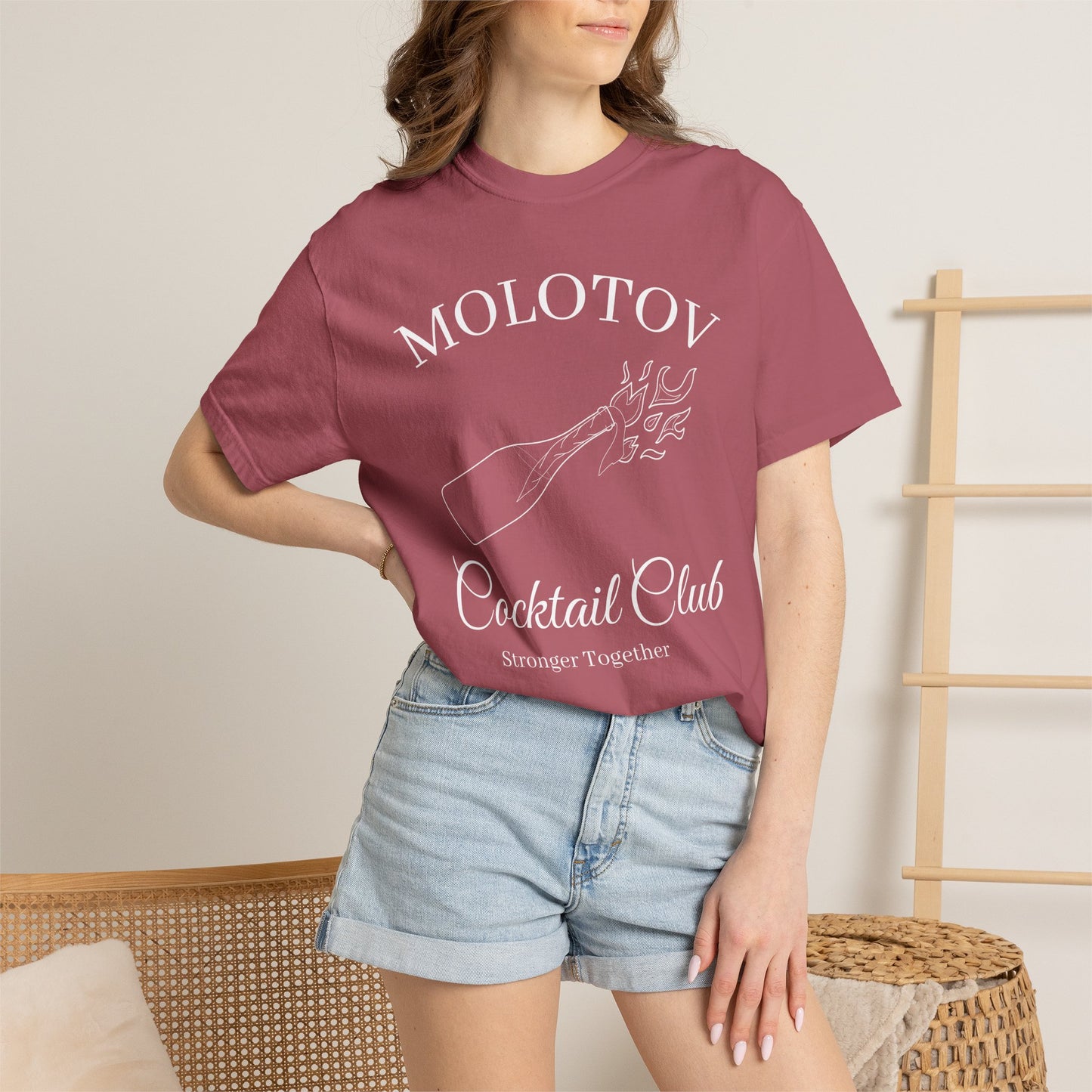Cocktail Club T-shirt | Graphic Tee Molotov Illustration