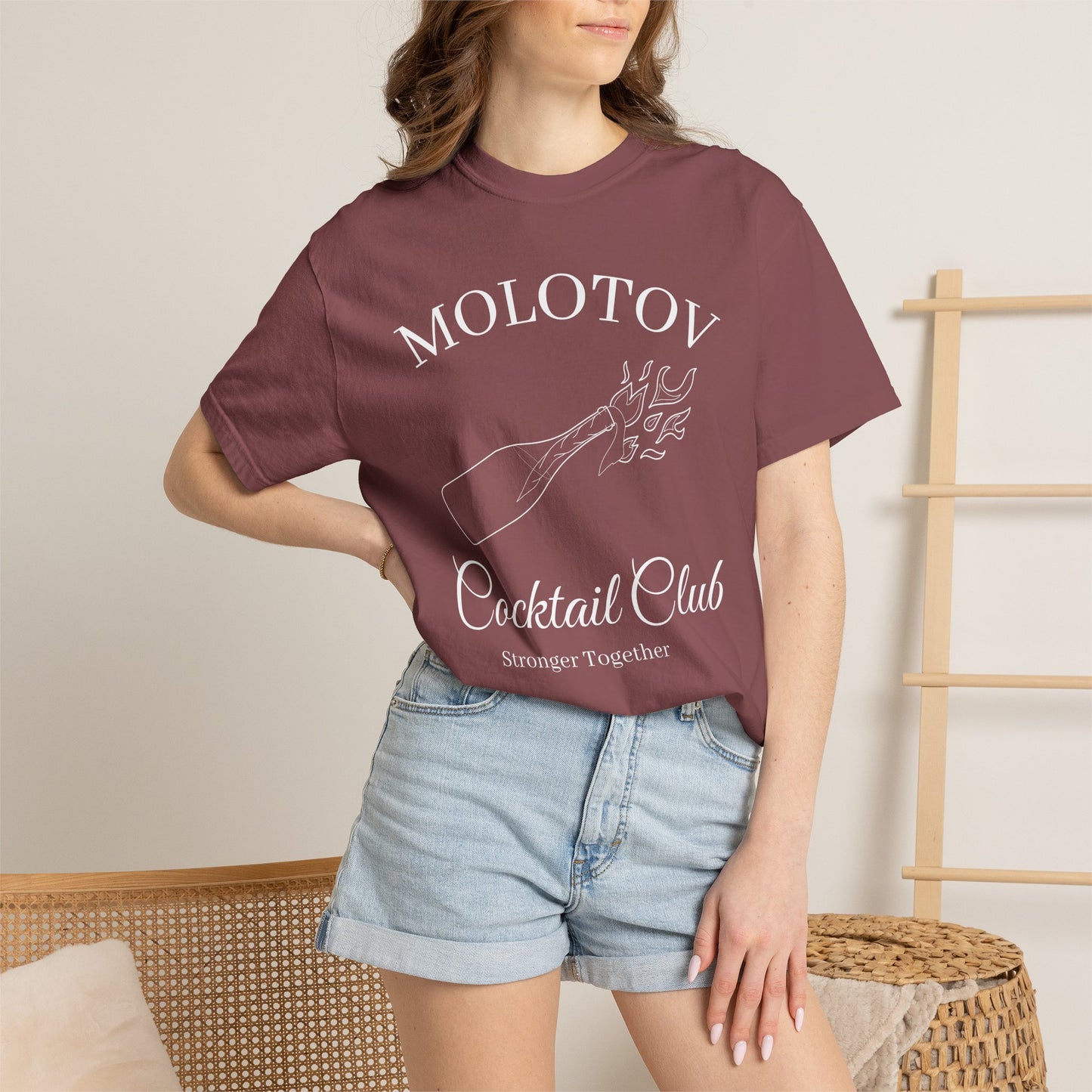 Cocktail Club T-shirt | Graphic Tee Molotov Illustration