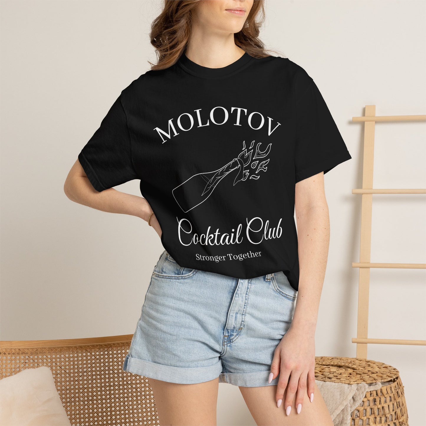 Cocktail Club T-shirt | Graphic Tee Molotov Illustration