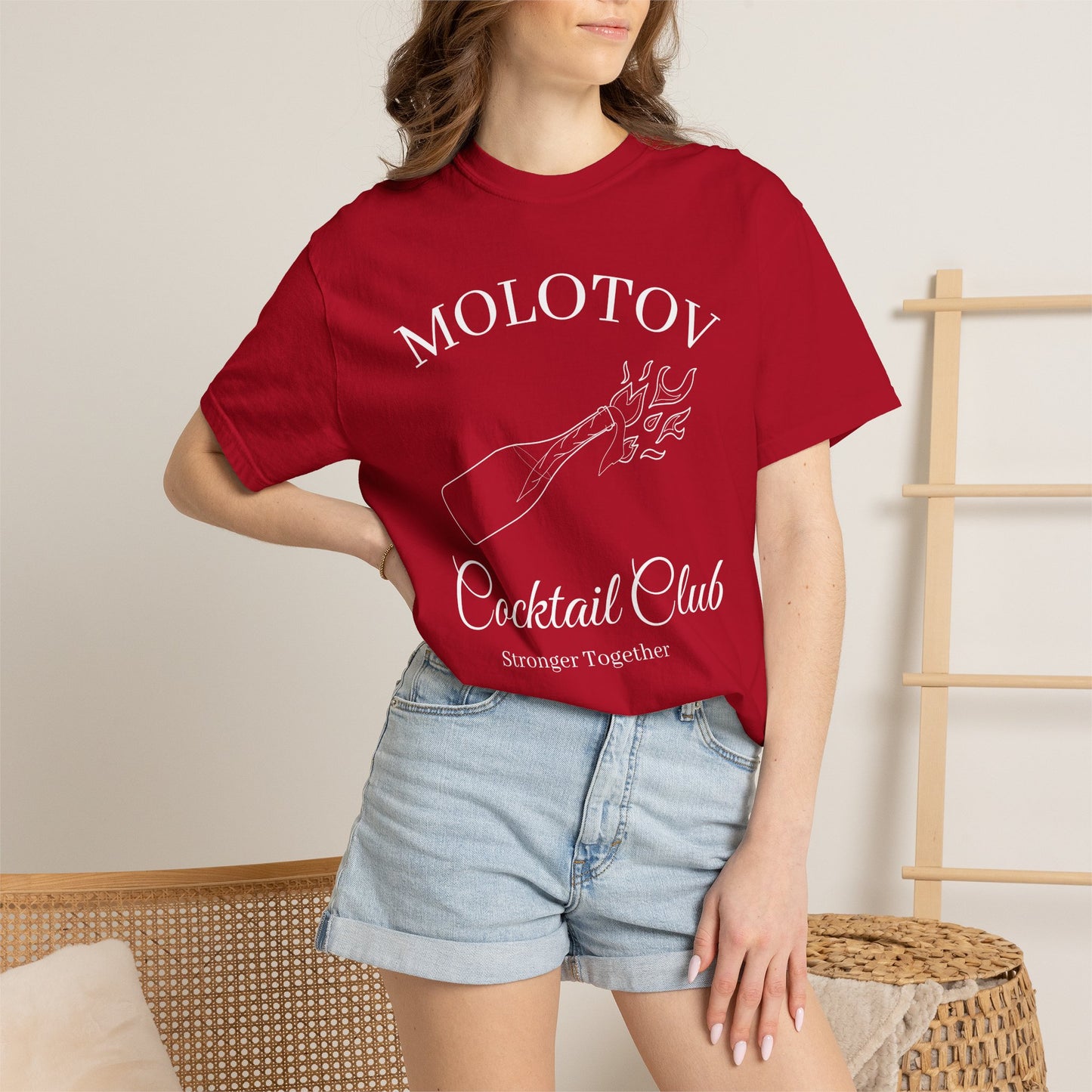 Cocktail Club T-shirt | Graphic Tee Molotov Illustration