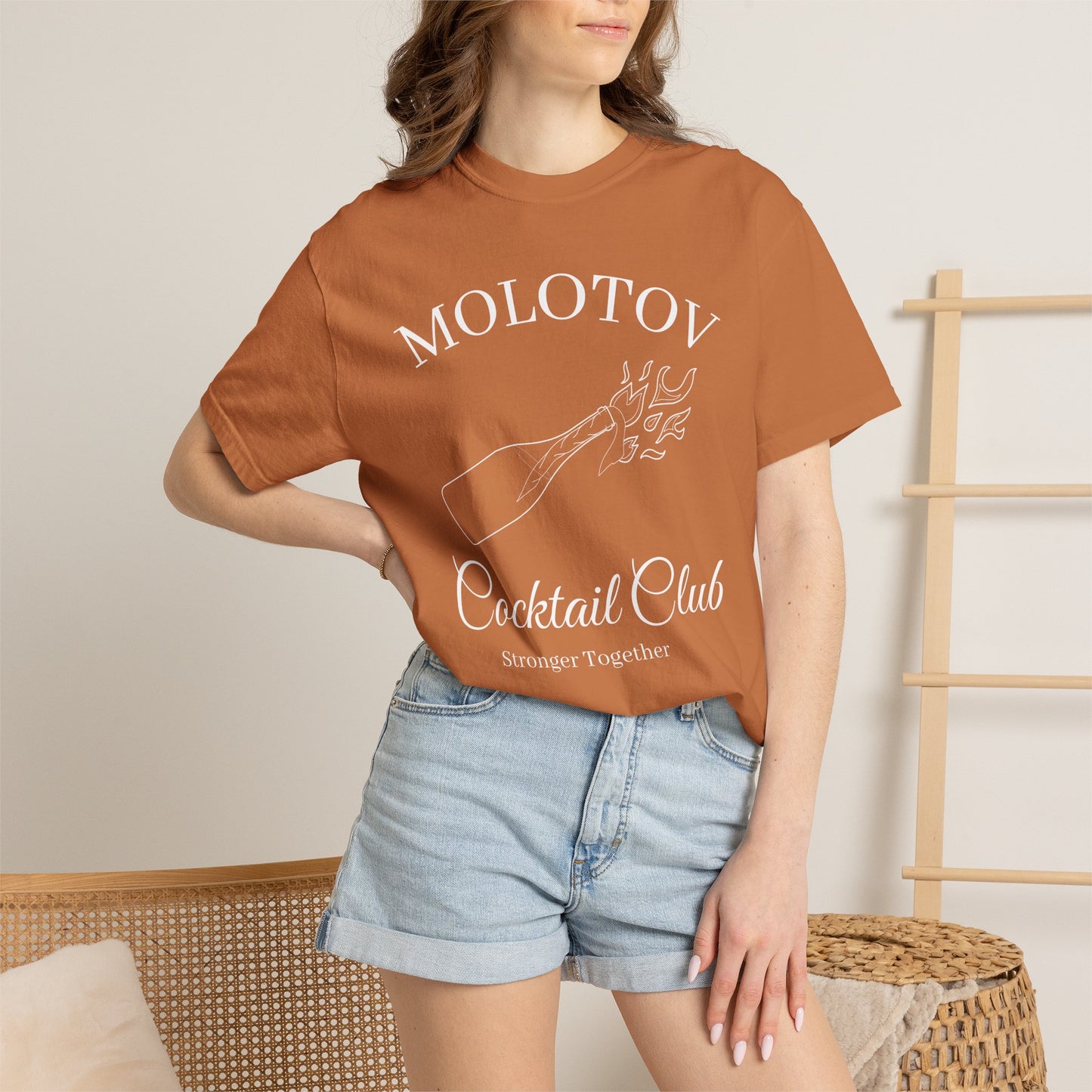 Cocktail Club T-shirt | Graphic Tee Molotov Illustration
